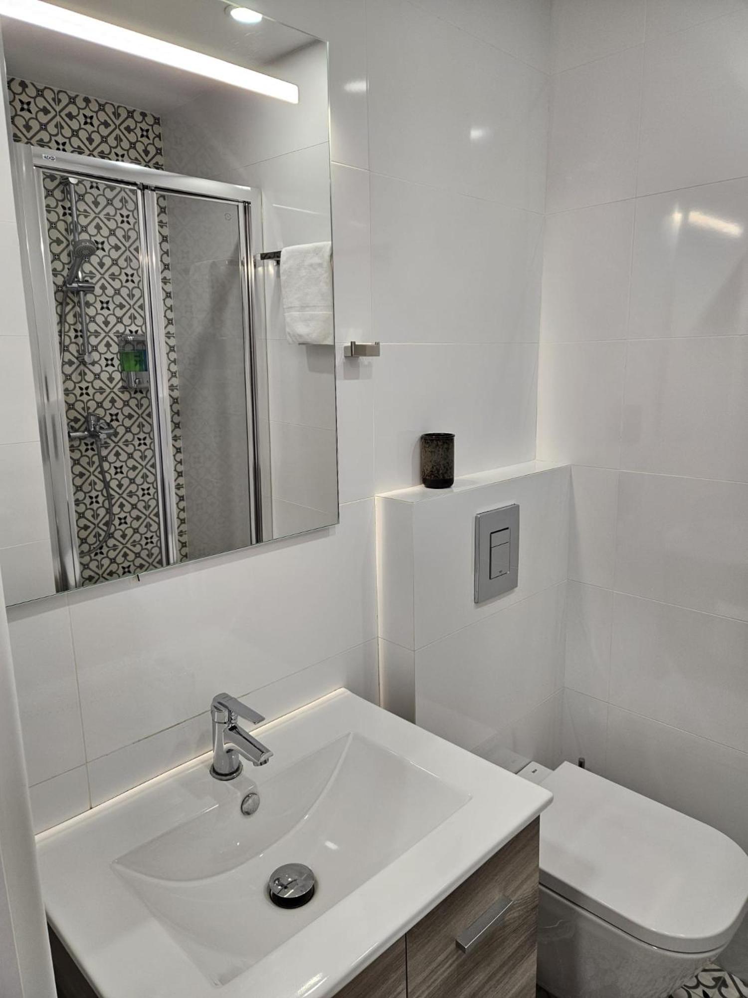 Villa Verde Madrid Extérieur photo